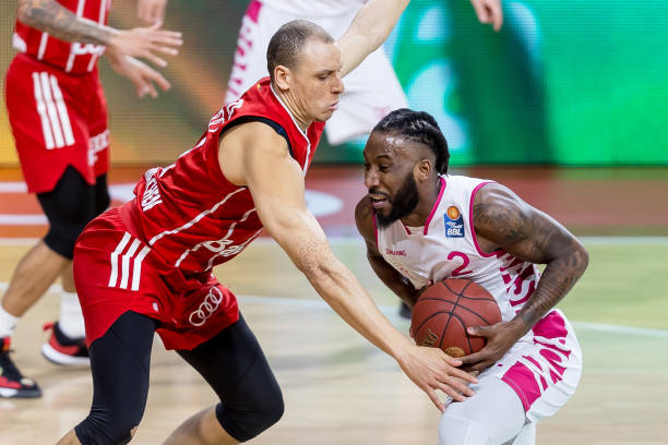 而齐尔克泽 而齐尔克泽